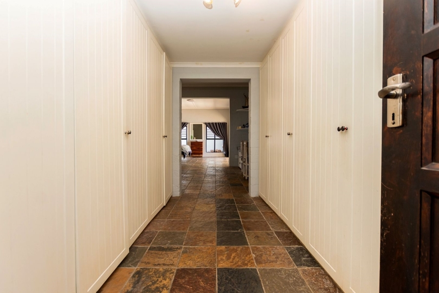 13 Bedroom Property for Sale in Olifantskop Western Cape